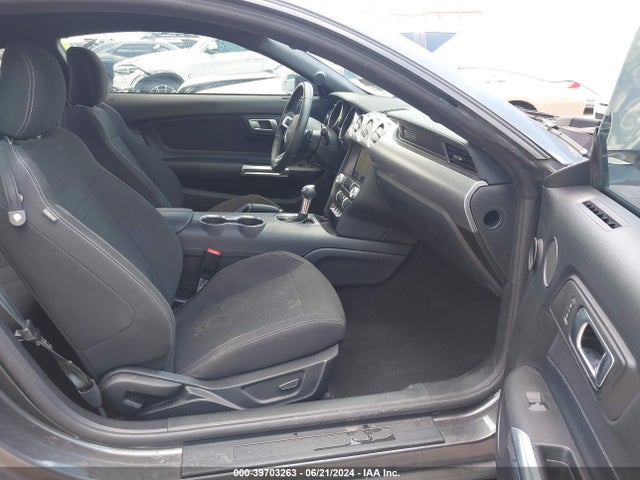 Ford Mustang Ecoboost Fastback 2020 1FA6P8TH3L5183977 Image 5