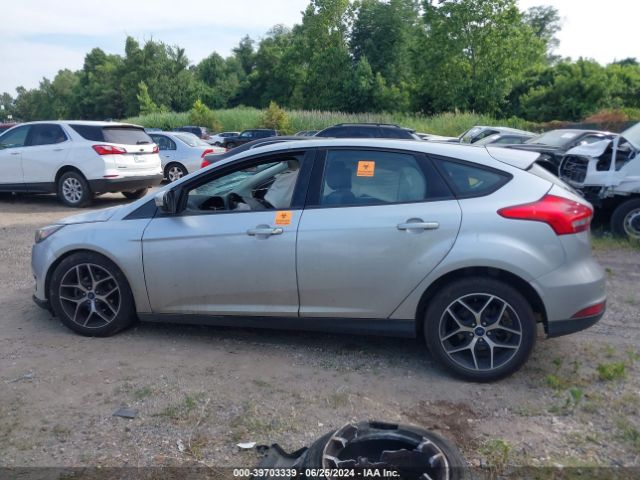 1FADP3M2XJL221055 Ford FOCUS SEL