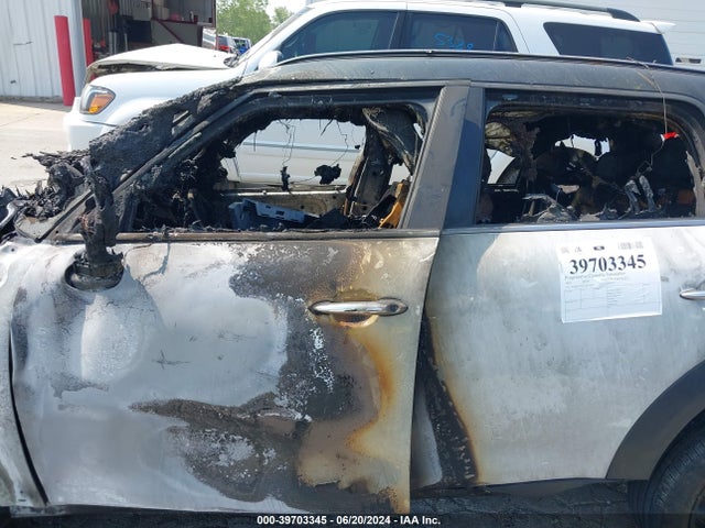 2016 MINI COUNTRYMAN WMWZC3C55GWT09376 Photo 5