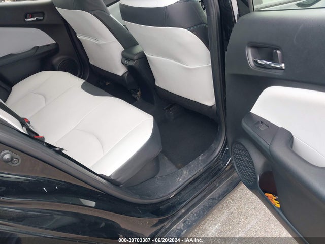 Toyota Prius Xle Awd-e 2022 JTDL9MFU9N3035324 Image 8