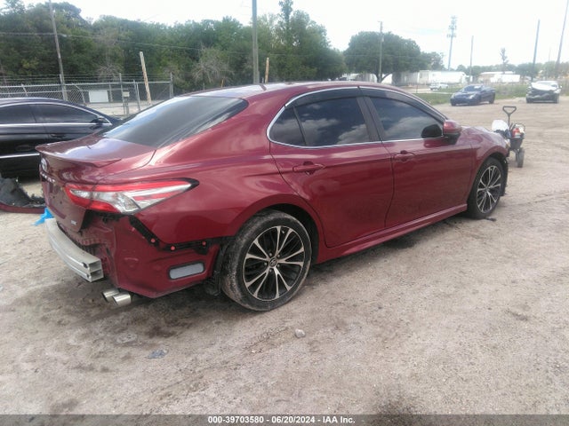 Toyota CAMRY SE 2018 4T1B11HK2JU667580 Image 4