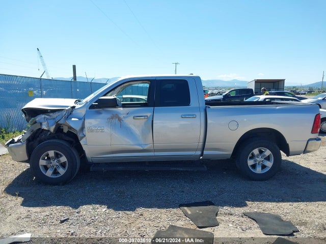 1C6RR7GG6HS792137 RAM 1500 Slt Quad Cab 4x4 6'4 Box