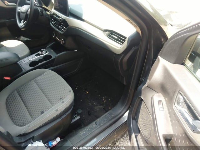 Ford ESCAPE SE 2020 1FMCU9G62LUC64121 Image 5