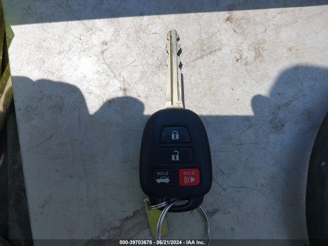 Toyota COROLLA LE 2019 5YFBURHE3KP911451 Image 11