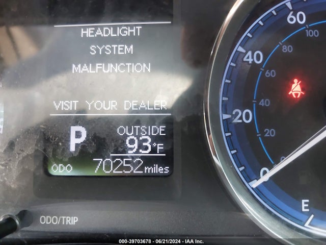 Toyota COROLLA LE 2019 5YFBURHE3KP911451 Image 16
