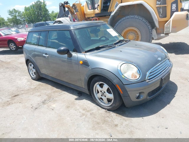 2010 MINI COOPER CLUBMAN WMWML3C58ATX38174 Photo 0