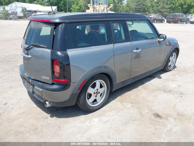 2010 MINI COOPER CLUBMAN WMWML3C58ATX38174 Photo 3