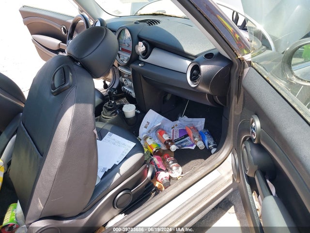 2010 MINI COOPER CLUBMAN WMWML3C58ATX38174 Photo 4