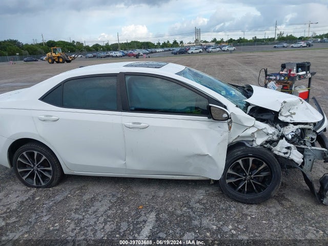 Toyota COROLLA SE 2017 5YFBURHE5HP657945 Image 13