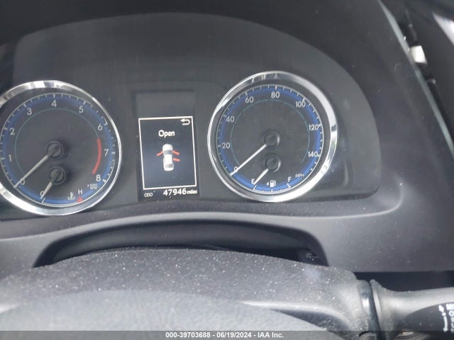 Toyota COROLLA SE 2017 5YFBURHE5HP657945 Image 7