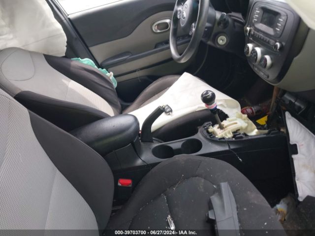 KNDJN2A26F7207770 KIA Soul