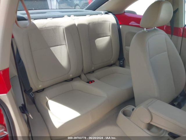 3VWJX7AT9EM632644 Volkswagen Beetle 2.5l