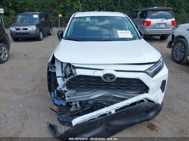 Toyota RAV4 LE 2024 2T3F1RFV0RC418308 Image 12