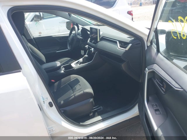 Toyota RAV4 LE 2024 2T3F1RFV0RC418308 Image 5