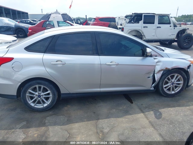 Ford FOCUS SE 2016 1FADP3F27GL249840 Image 13