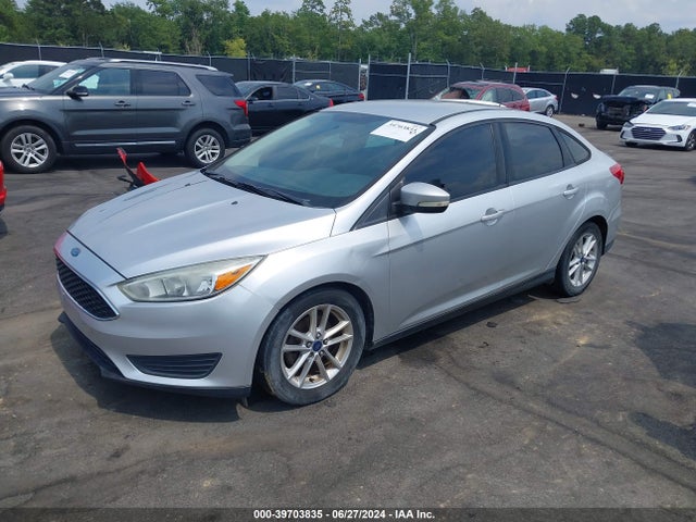 Ford FOCUS SE 2016 1FADP3F27GL249840 Image 2
