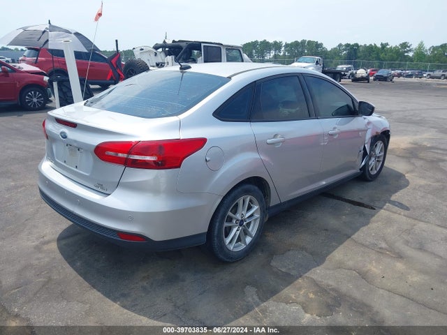 Ford FOCUS SE 2016 1FADP3F27GL249840 Image 4