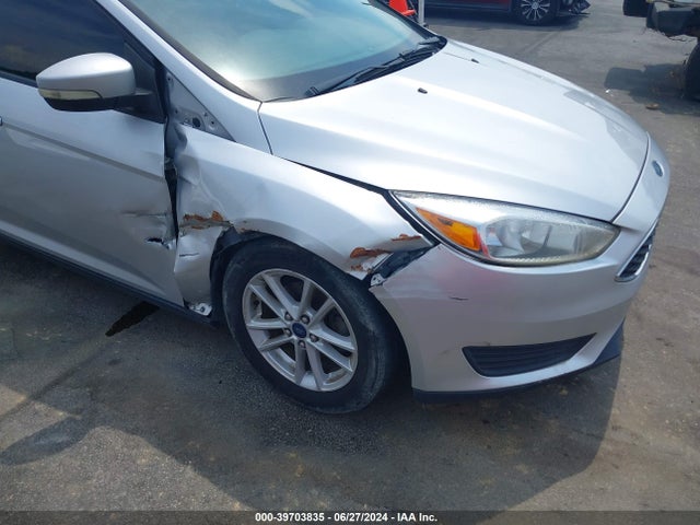 Ford FOCUS SE 2016 1FADP3F27GL249840 Image 6