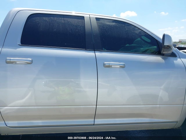 RAM 1500 Night  4x4 5'7 Box 2018 1C6RR7MT4JS159563 Image 11