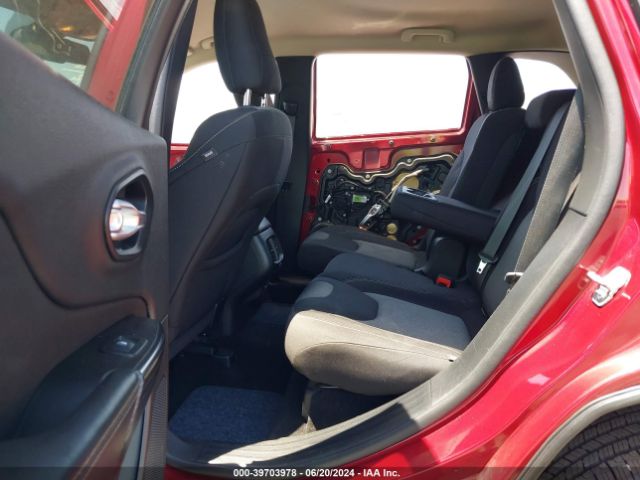 1C4PJMCB9EW165193 Jeep Cherokee Latitude