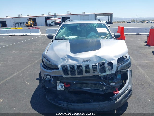 1C4PJMBX8KD472195 Jeep Cherokee Trailhawk Elite 4x4