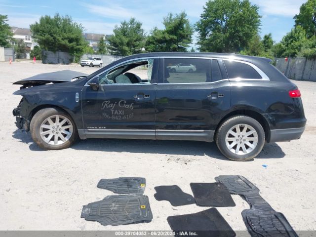 2LMHJ5NK3EBL54950 Lincoln Mkt Livery