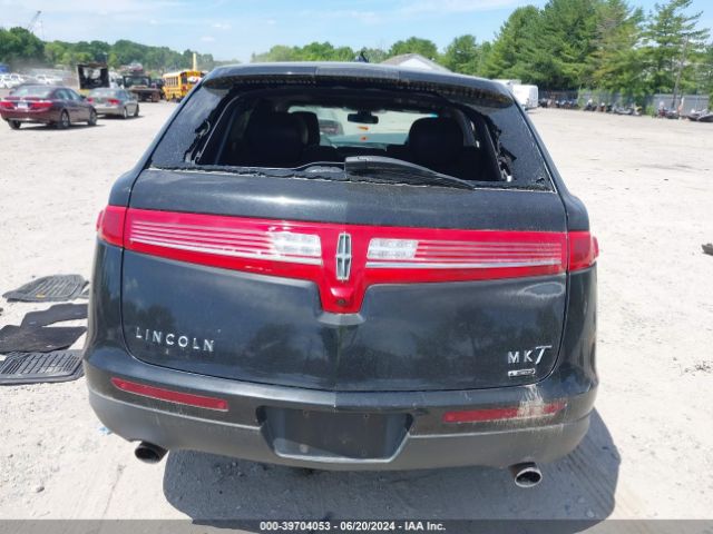 2LMHJ5NK3EBL54950 Lincoln Mkt Livery