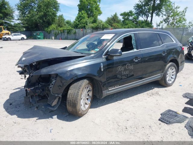 2LMHJ5NK3EBL54950 Lincoln Mkt Livery