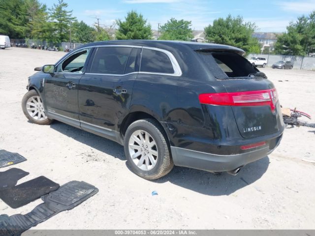 2LMHJ5NK3EBL54950 Lincoln Mkt Livery