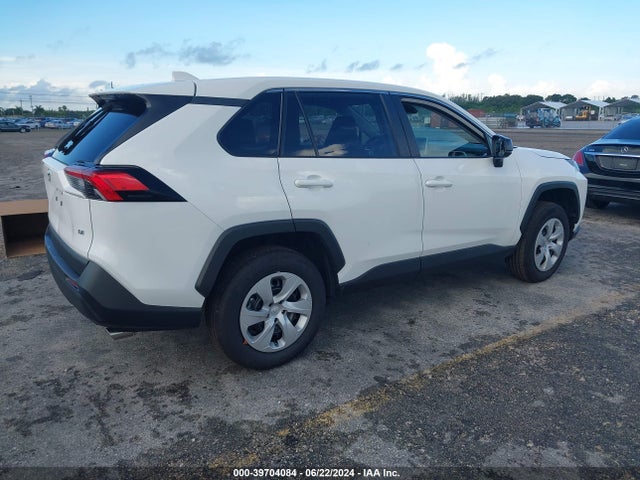 Toyota RAV4 LE 2024 2T3H1RFV3RW313155 Image 4