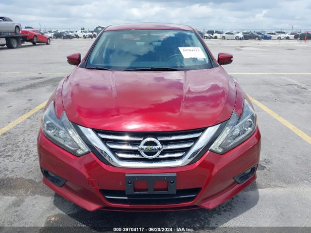 1N4BL3AP8JC215970 Nissan Altima 3.5 Sl