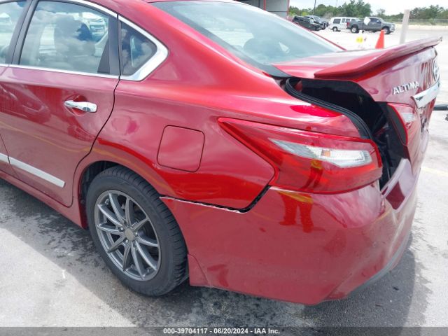 1N4BL3AP8JC215970 Nissan Altima 3.5 Sl