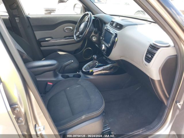 KNDJP3A52F7165138 KIA SOUL +