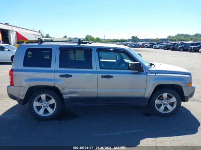 1C4NJPBB6FD171945 Jeep Patriot Sport