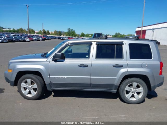 1C4NJPBB6FD171945 Jeep Patriot Sport