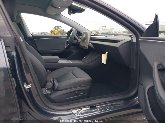 2024 TESLA MODEL 3 5YJ3E1EA0RF750647 Photo 4