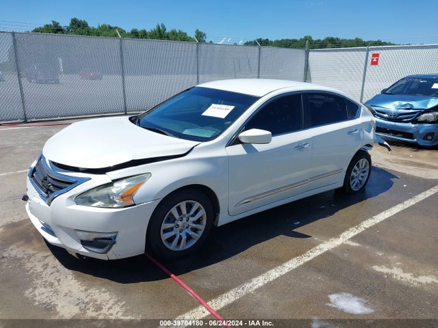 Nissan Altima 2.5 S 2014 1N4AL3APXEN341771 Image 2