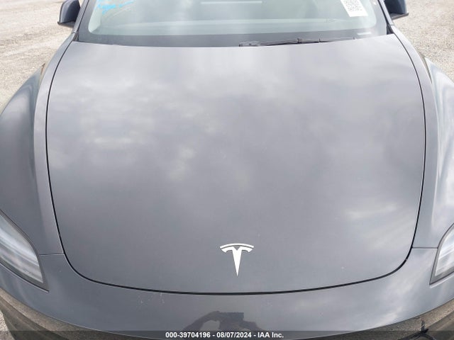 2024 TESLA MODEL 3 5YJ3E1EA0RF752074 Photo 9
