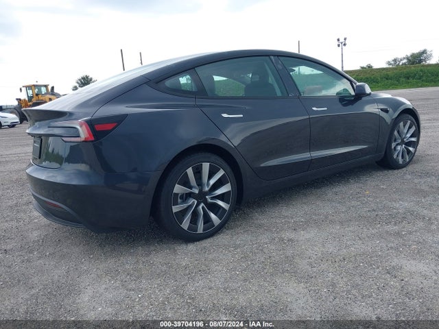 2024 TESLA MODEL 3 5YJ3E1EA0RF752074 Photo 3