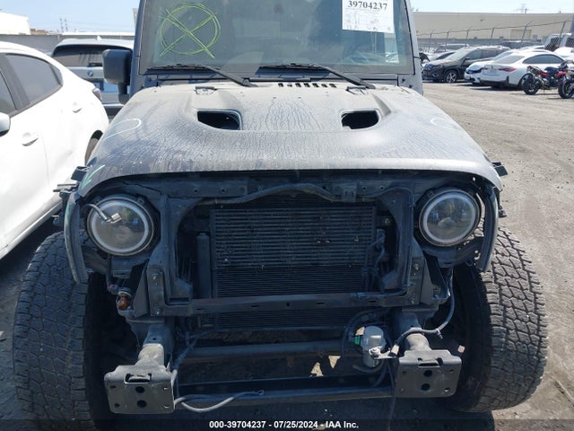 1C4BJWEG7GL288820 Jeep Wrangler Unlimited 75th Anniversary