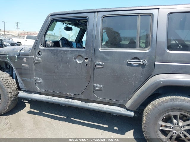 1C4BJWEG7GL288820 Jeep Wrangler Unlimited 75th Anniversary