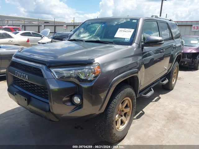 Toyota 4runner Sr5 Premium 2016 JTEZU5JR7G5116553 Image 2