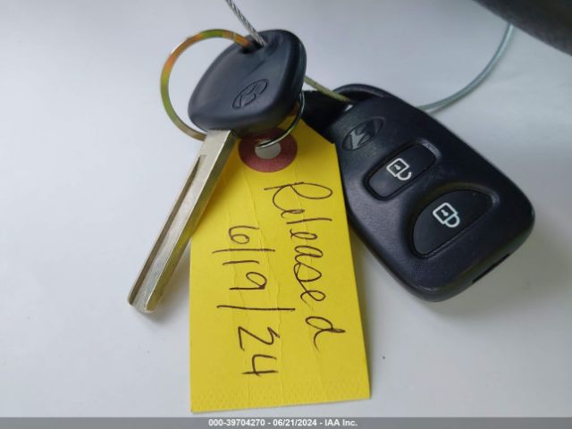 KMHCT4AE2HU356990 Hyundai Accent Value Edition