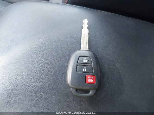 JTMJFREV1JJ258843 Toyota RAV4 SE