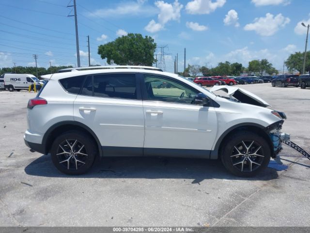 JTMJFREV1JJ258843 Toyota RAV4 SE