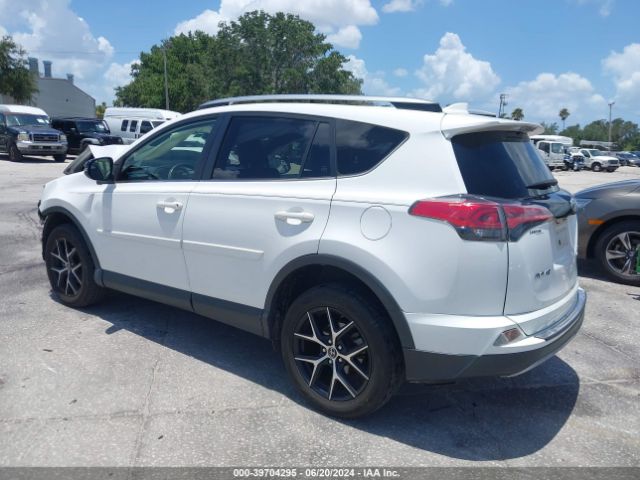 JTMJFREV1JJ258843 Toyota RAV4 SE