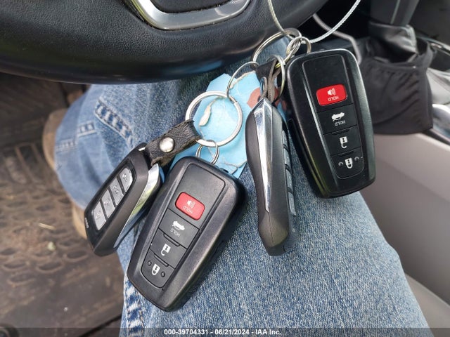 Toyota CAMRY SE 2018 4T1B11HK2JU666977 Image 11