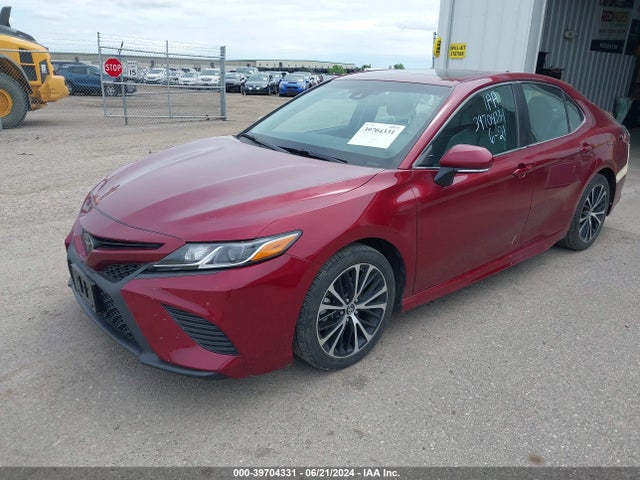 Toyota CAMRY SE 2018 4T1B11HK2JU666977 Image 2
