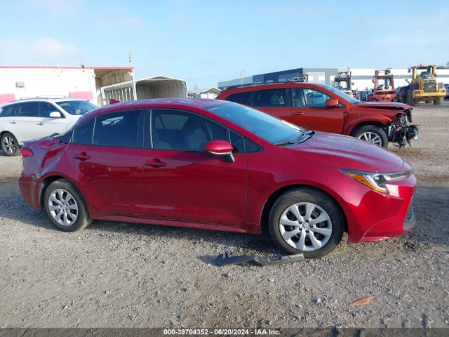 Toyota COROLLA LE 2022 5YFEPMAE4NP375700 Image 13