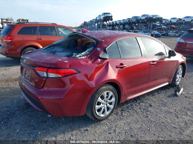 Toyota COROLLA LE 2022 5YFEPMAE4NP375700 Image 4